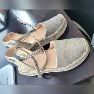 Beautiful Jlo Espadrilles shoes